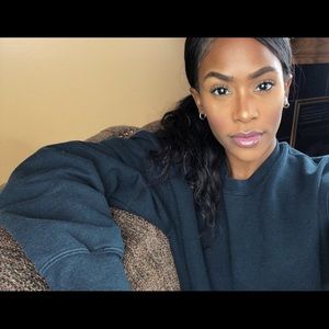 Meet your Posher, Zaesha